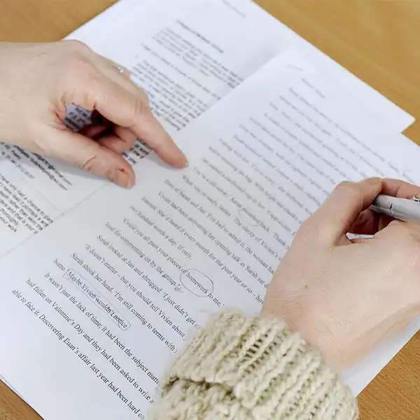 relecture-correction-ecrits-ecrivaine-publique Correction et relecture de textes – amélioration de la syntaxe et de la clarté d’un écrit